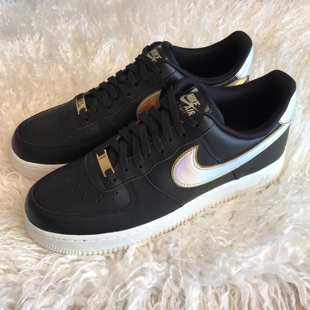 NWT Nike Air Force 1 Metallic - Picture 6 of 8